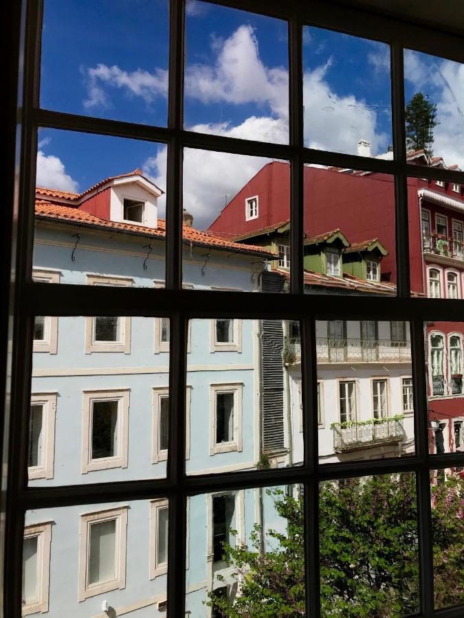 Change The World - - Almedina Hostel *