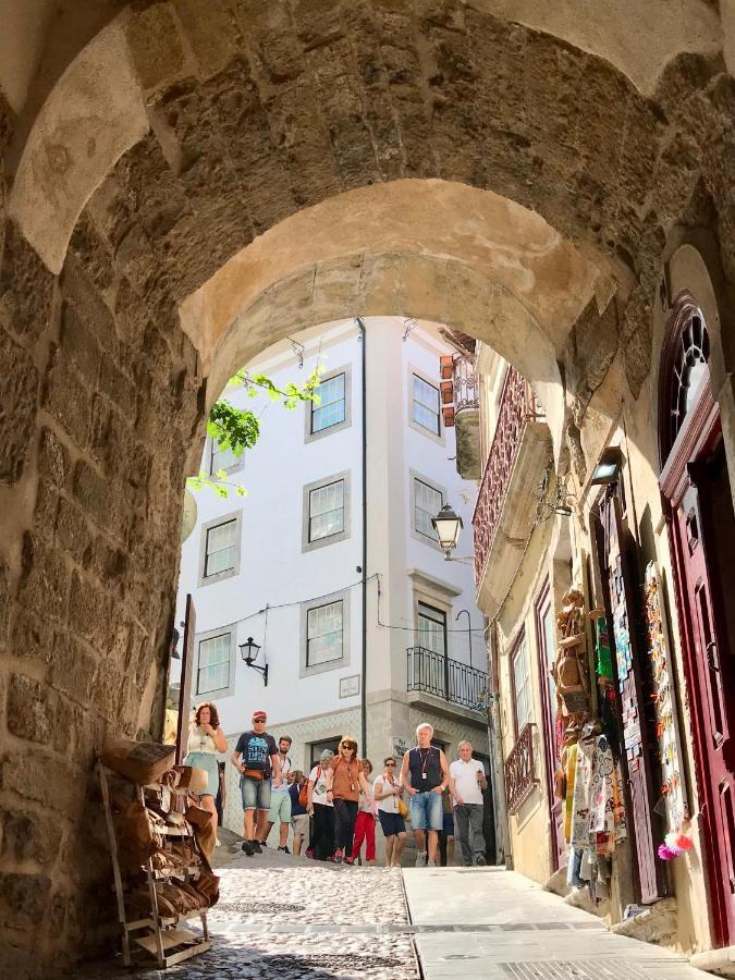 Change The World - - Almedina * Coimbra